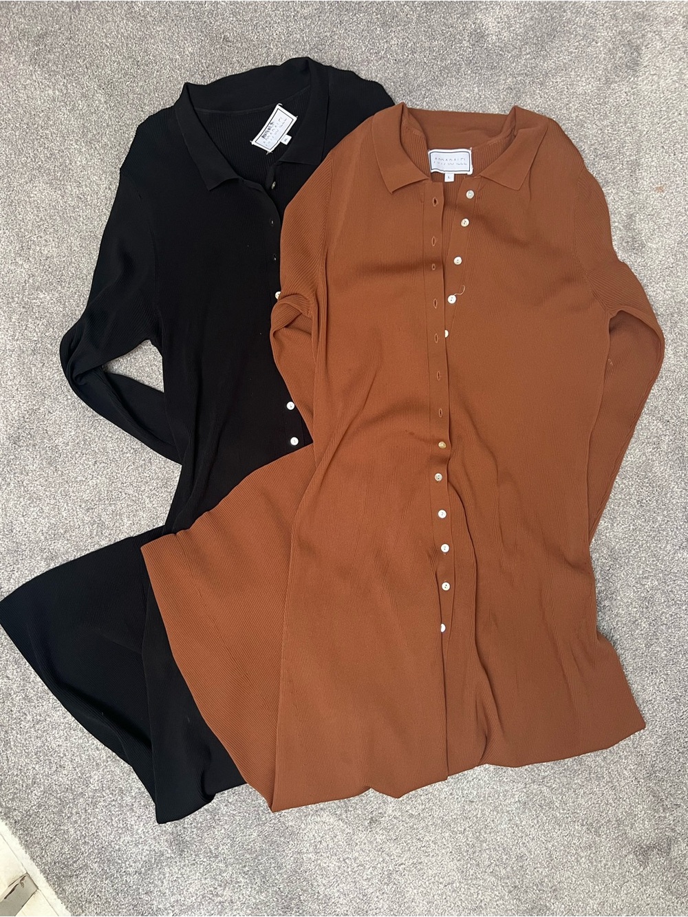 Bundle of 2 Apparalel Button-Front knit Maxi Dress in Brown (L) and black (XL)